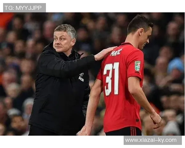 英媒报道B费马奎尔支持索尔斯克亚回归卡里克有意执教曼联